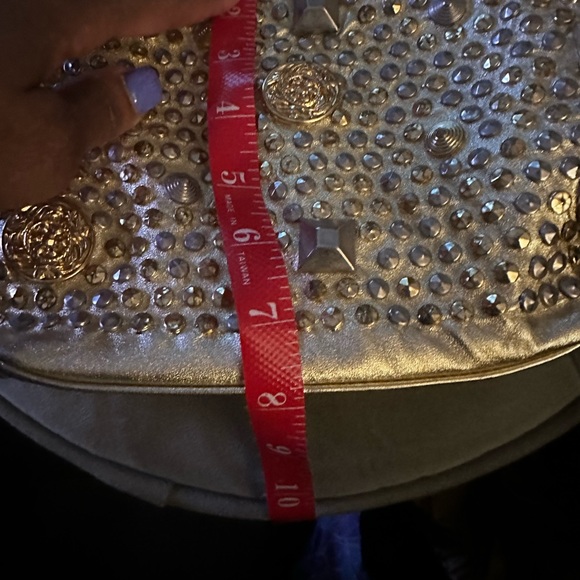 Gold Studded crossbody bag - Picture 8 of 8
